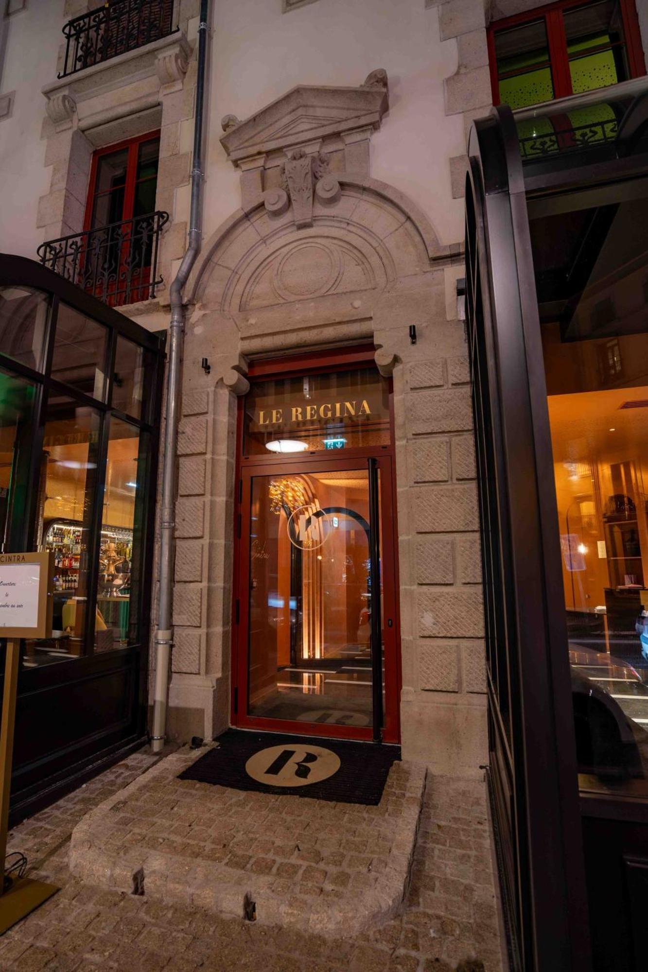 Hotel Et Restaurant Le Regina Le Puy-en-Velay Exterior photo
